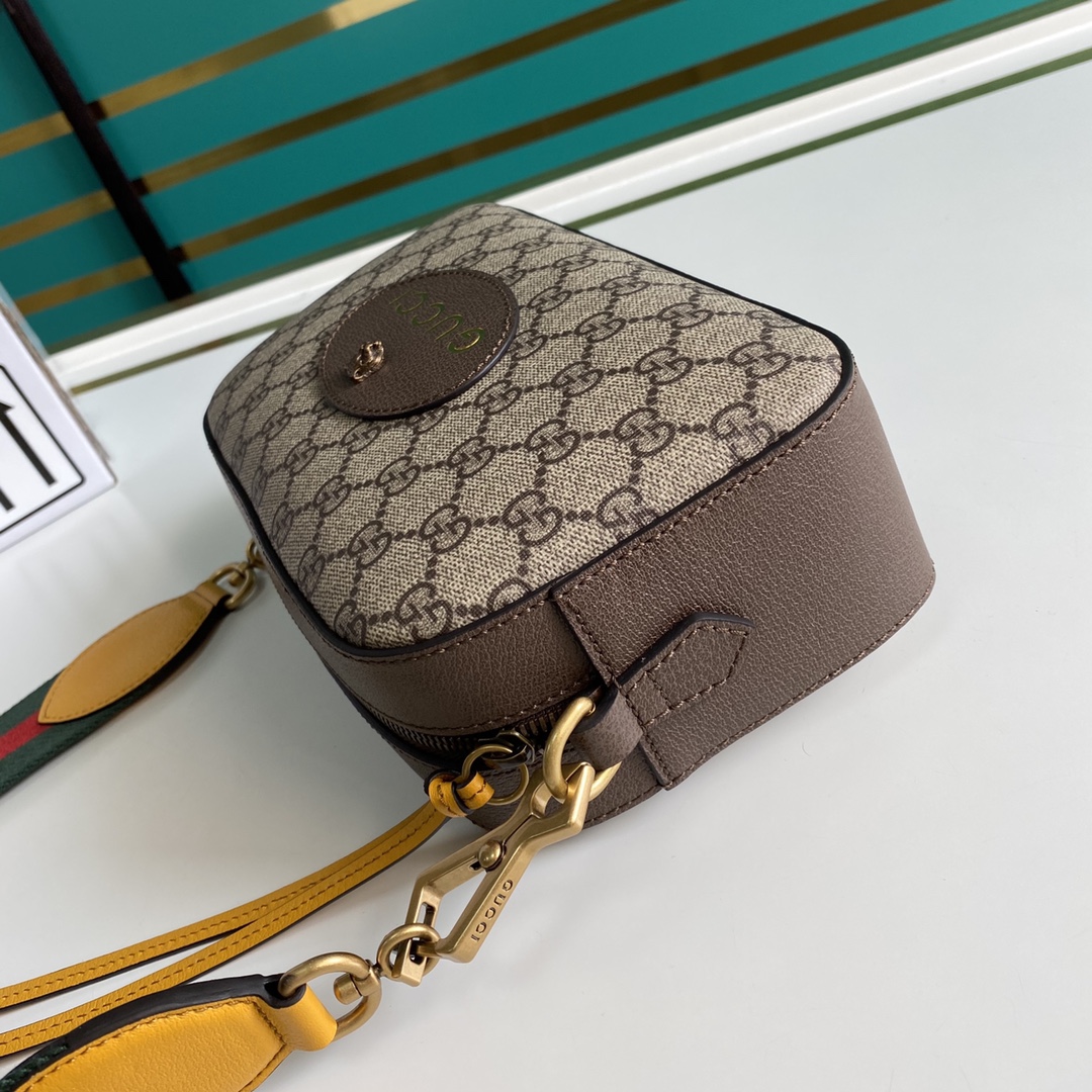 g*u*i neo vintage gg S*p*e messenger bag