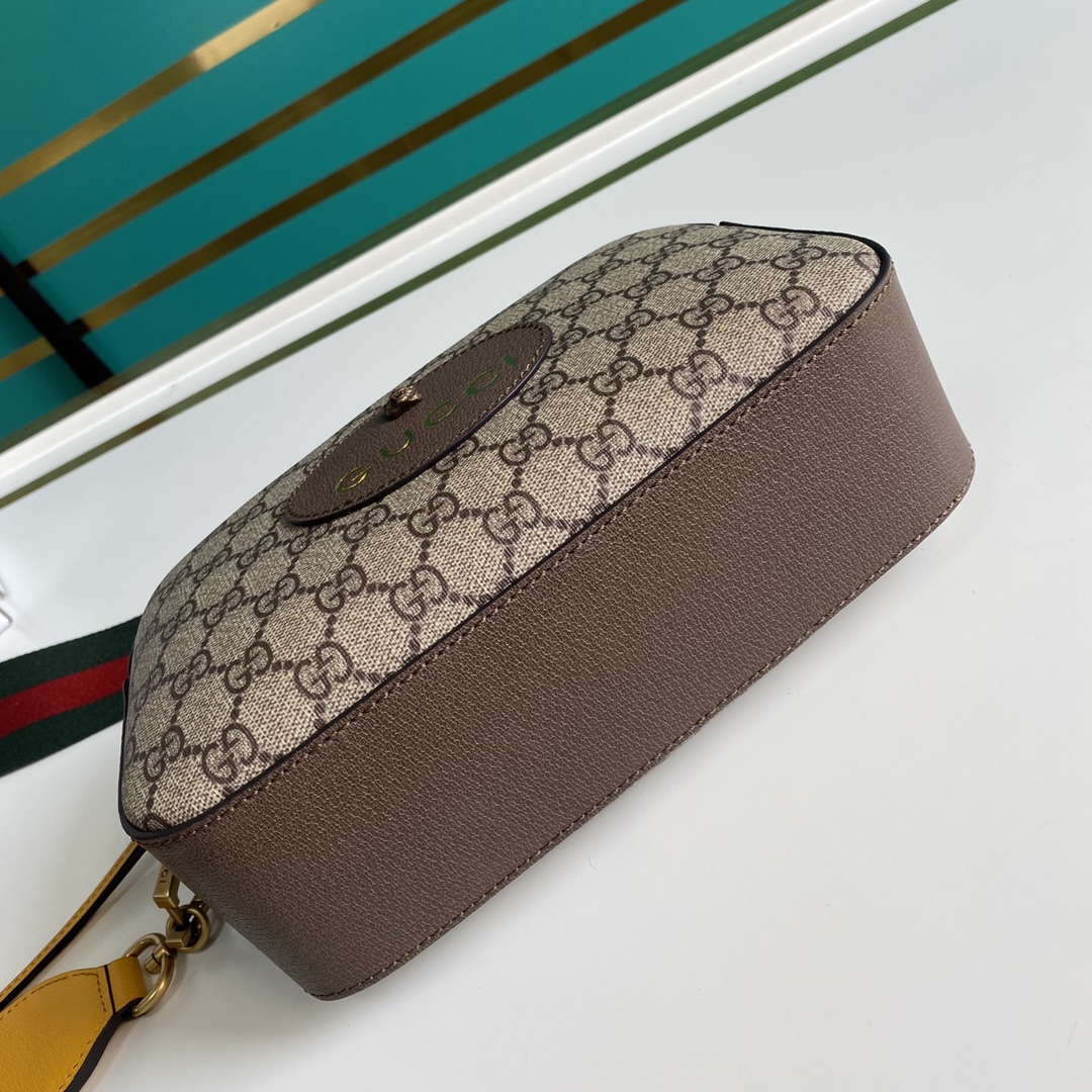 g*u*i neo vintage gg S*p*e messenger bag