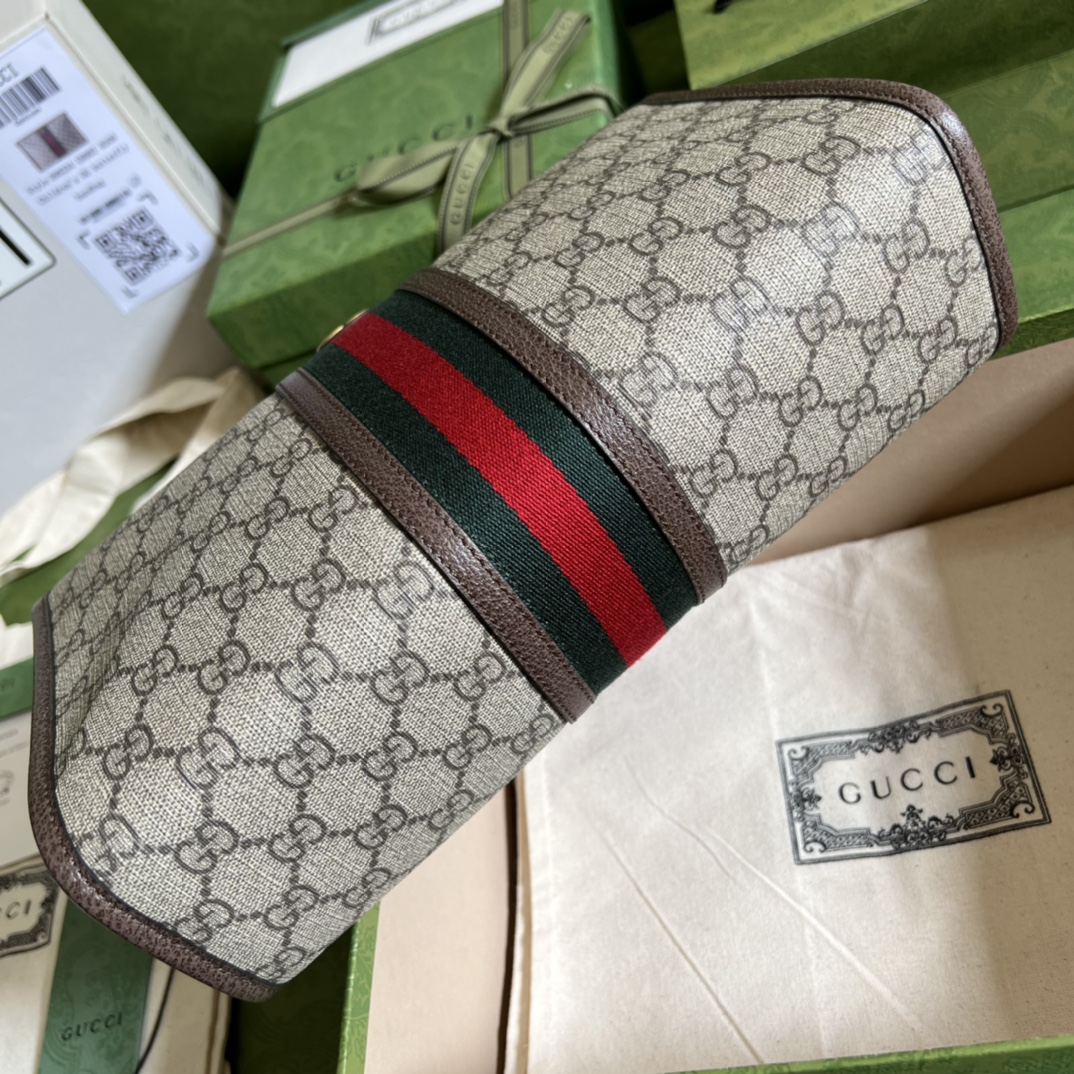 G*u*i ophidia gg toiletry case