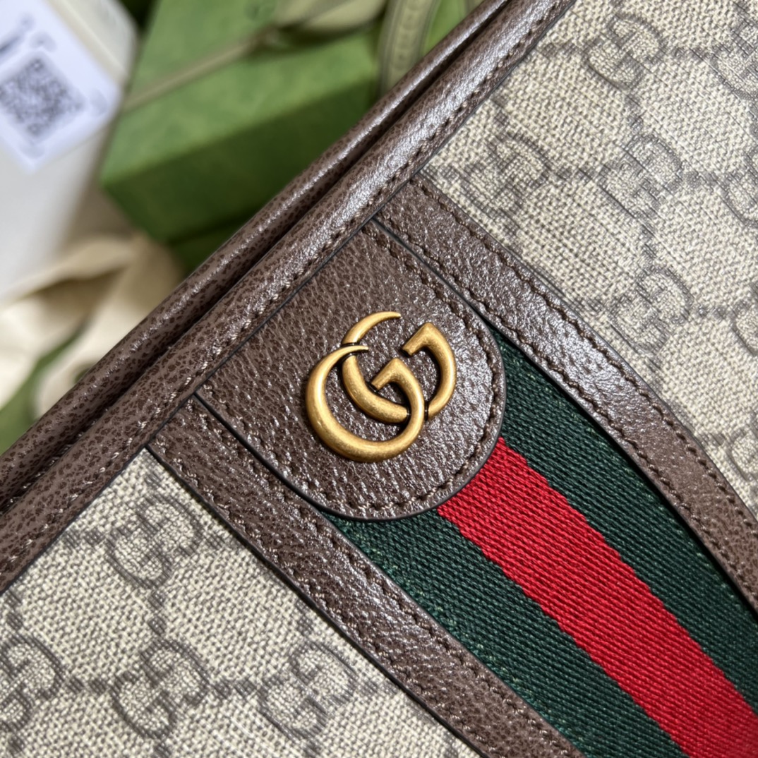 G*u*i ophidia gg toiletry case