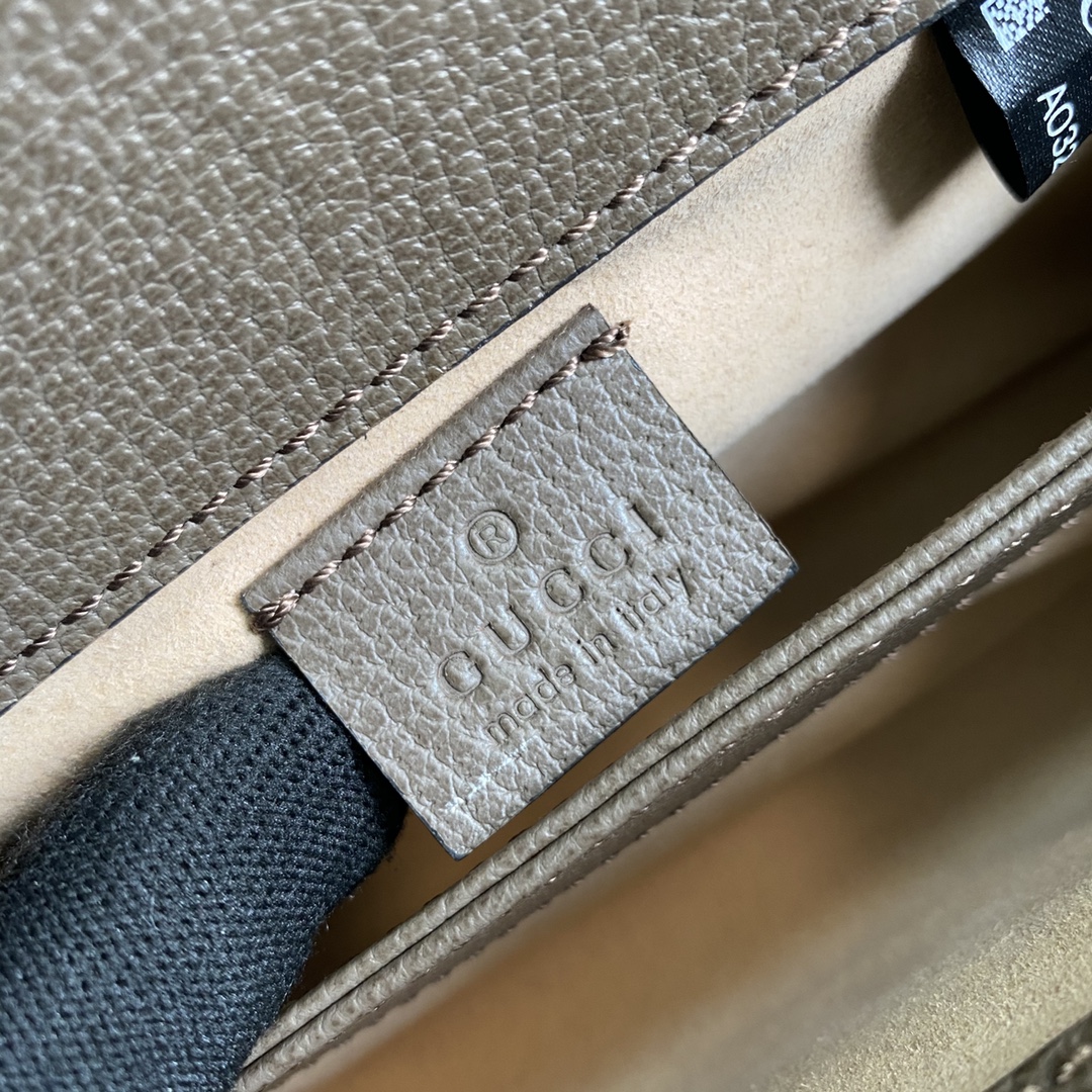 g*u*i ophidia mini shoulder bag in gg S*p*e canvas