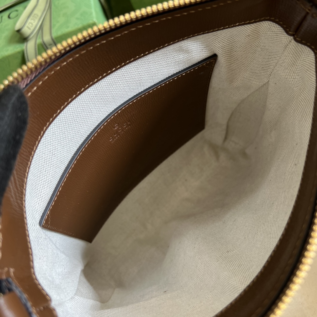 g*u*i gg S*p*e messenger bag