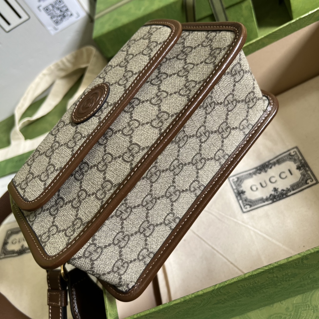G*u*i messenger bag with interlocking g