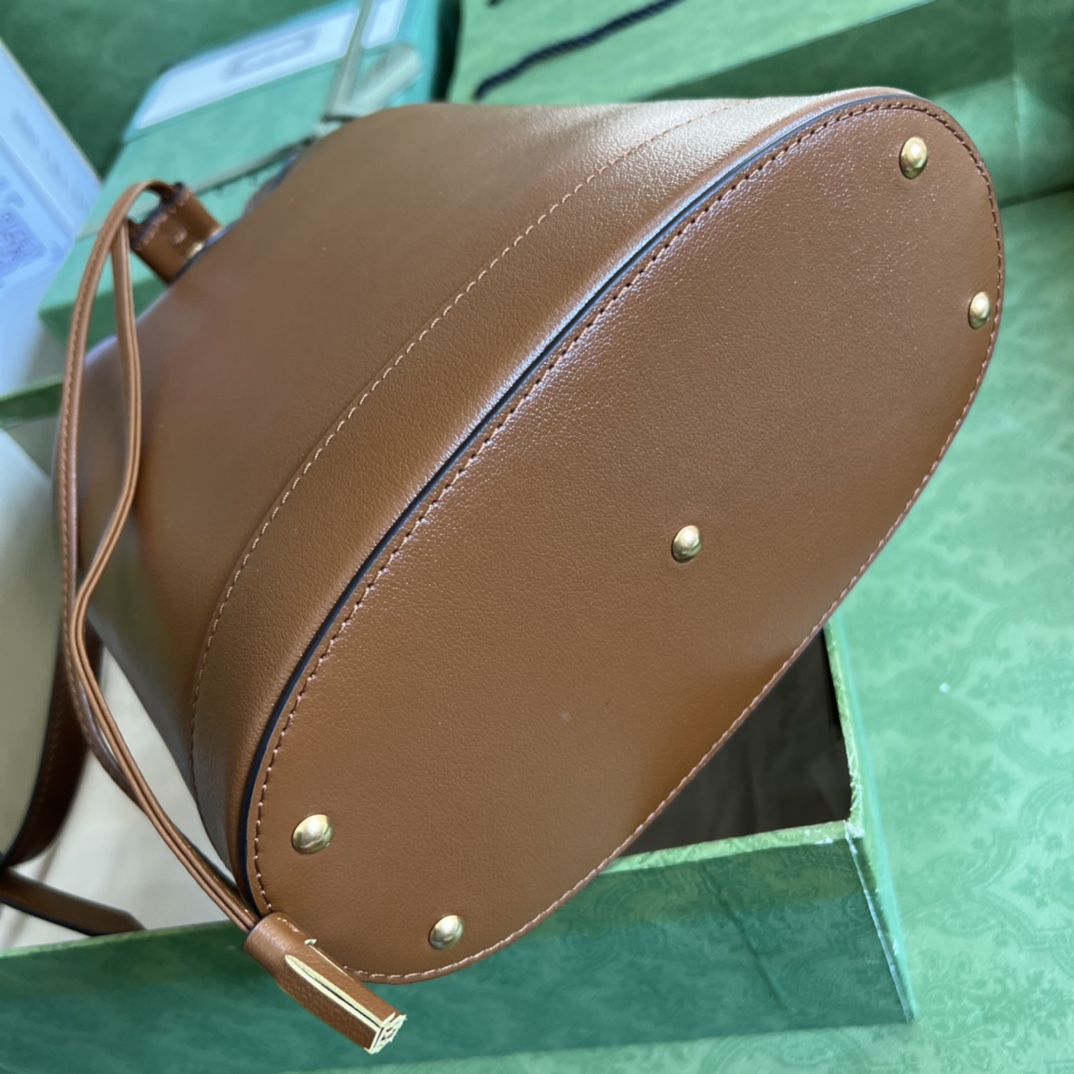 G*u*i diana bucket bag