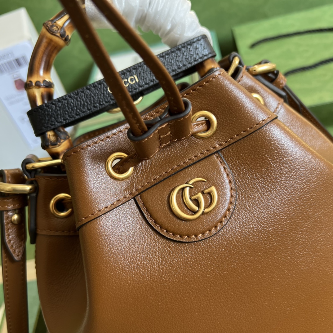 G*u*i diana bucket bag