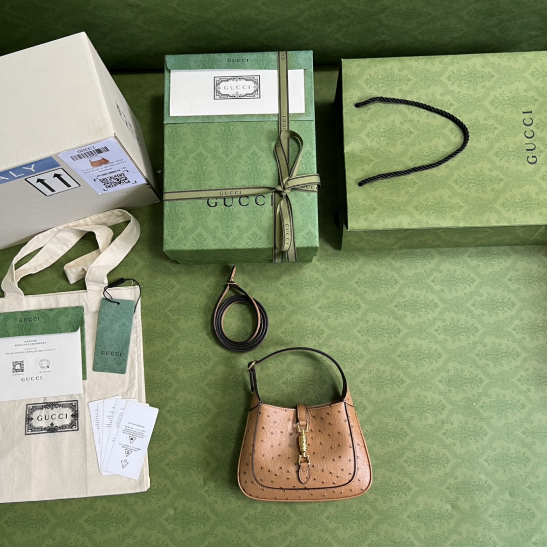G*u*i gg jackie bag
