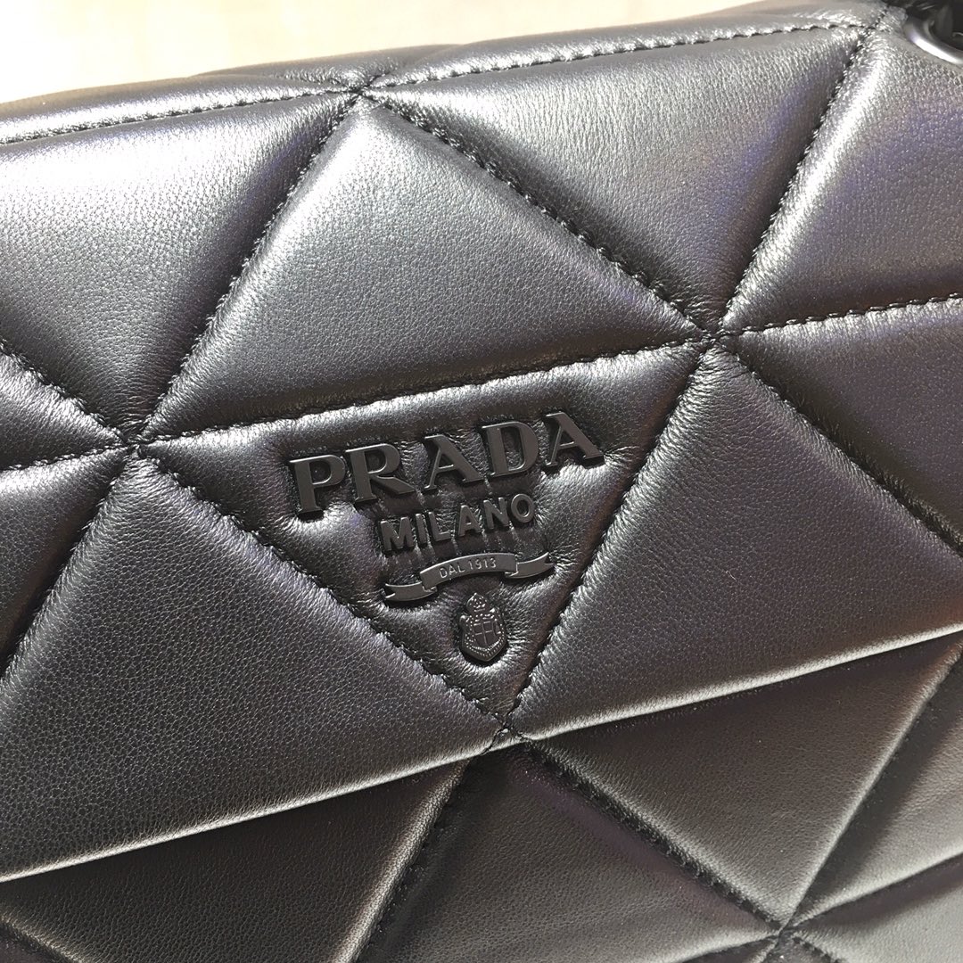 Pra*a large nappa leather Pra*a spectrum bag