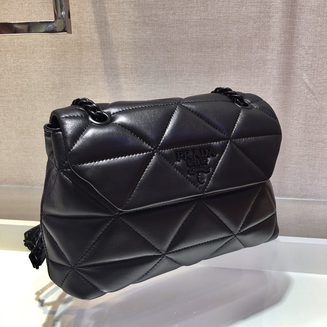 Pra*a medium nappa leather Pra*a spectrum bag