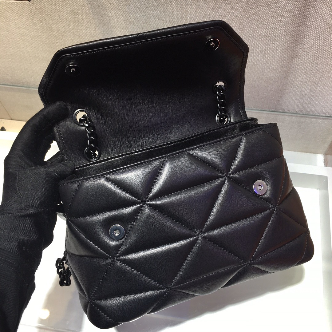 Pra*a medium nappa leather Pra*a spectrum bag