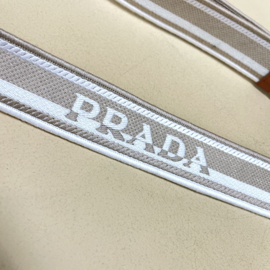 Pra*a mini canvas tote bag