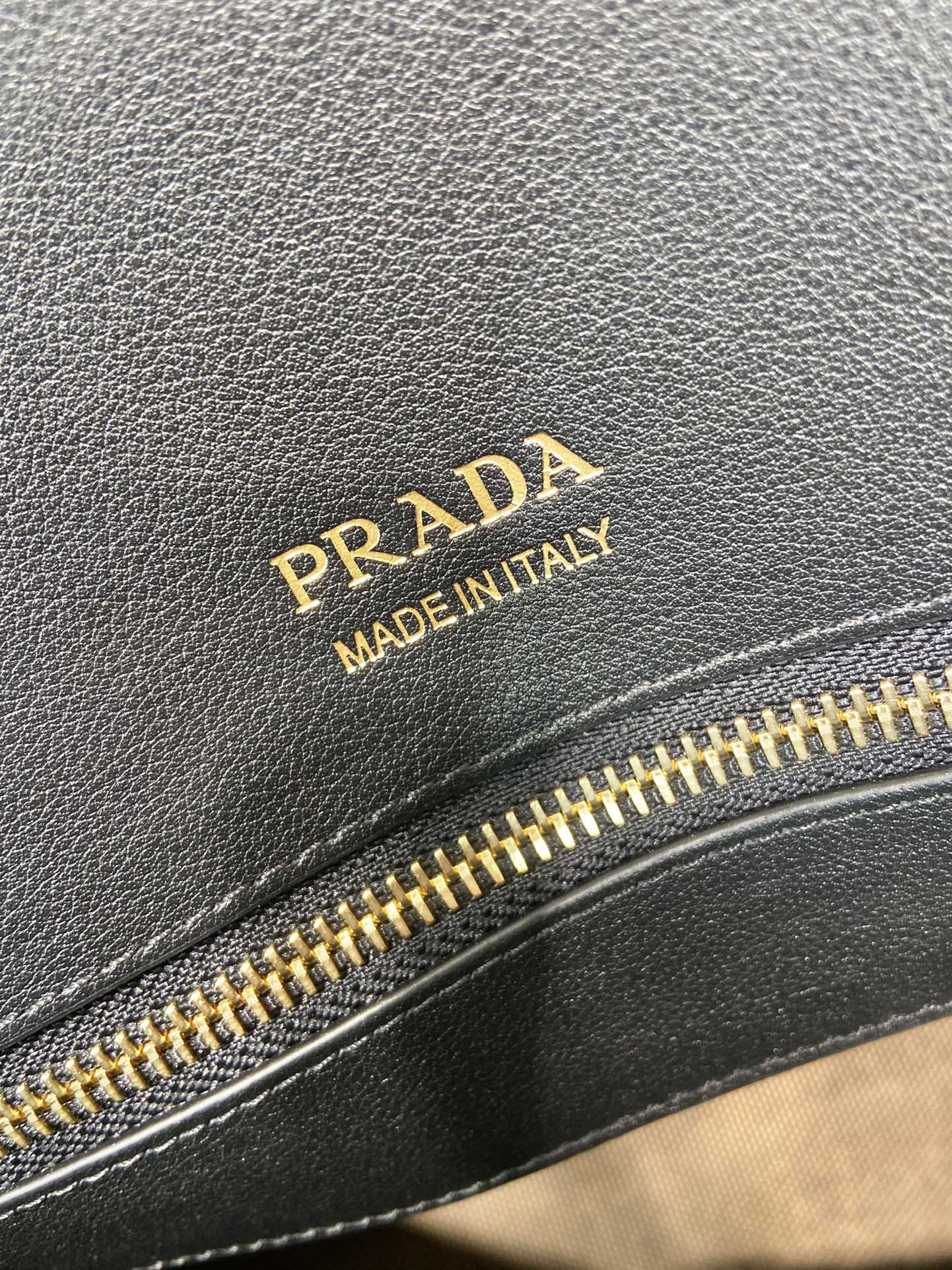 Pra*a large leather tote bag with buckles