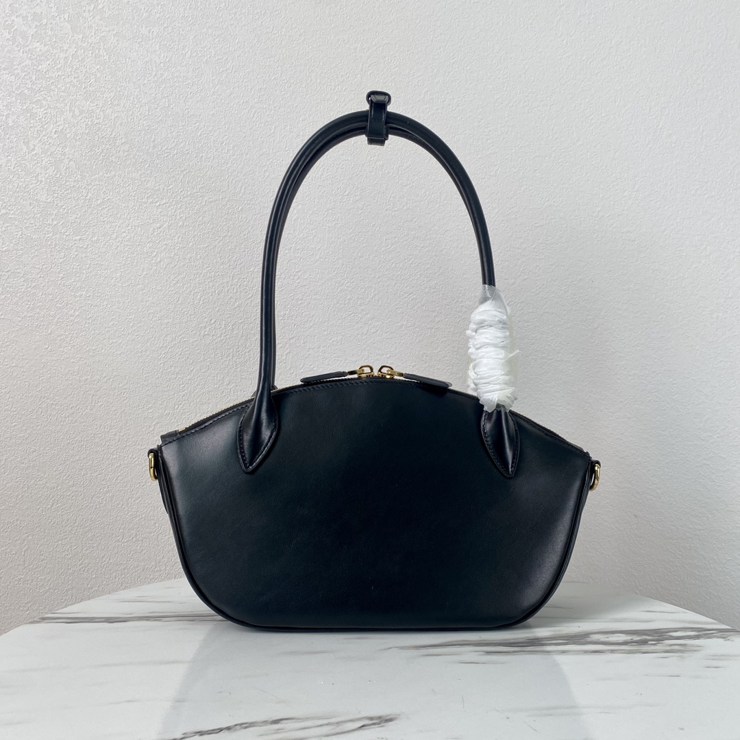 Pra*a black small leather handbag
