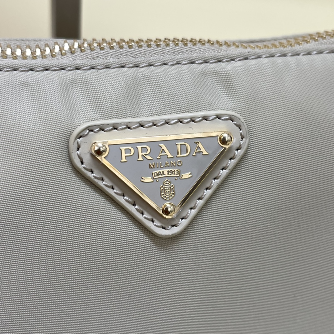 Pra*a re-edition 2002 re-nylon and brushed leather shoulder bag