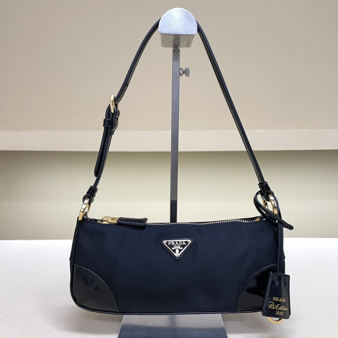 Pra*a re-edition 2002 re-nylon and brushed leather shoulder bag