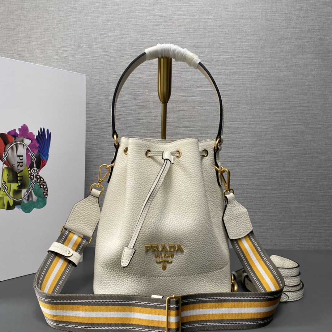Pra*a leather bucket bag