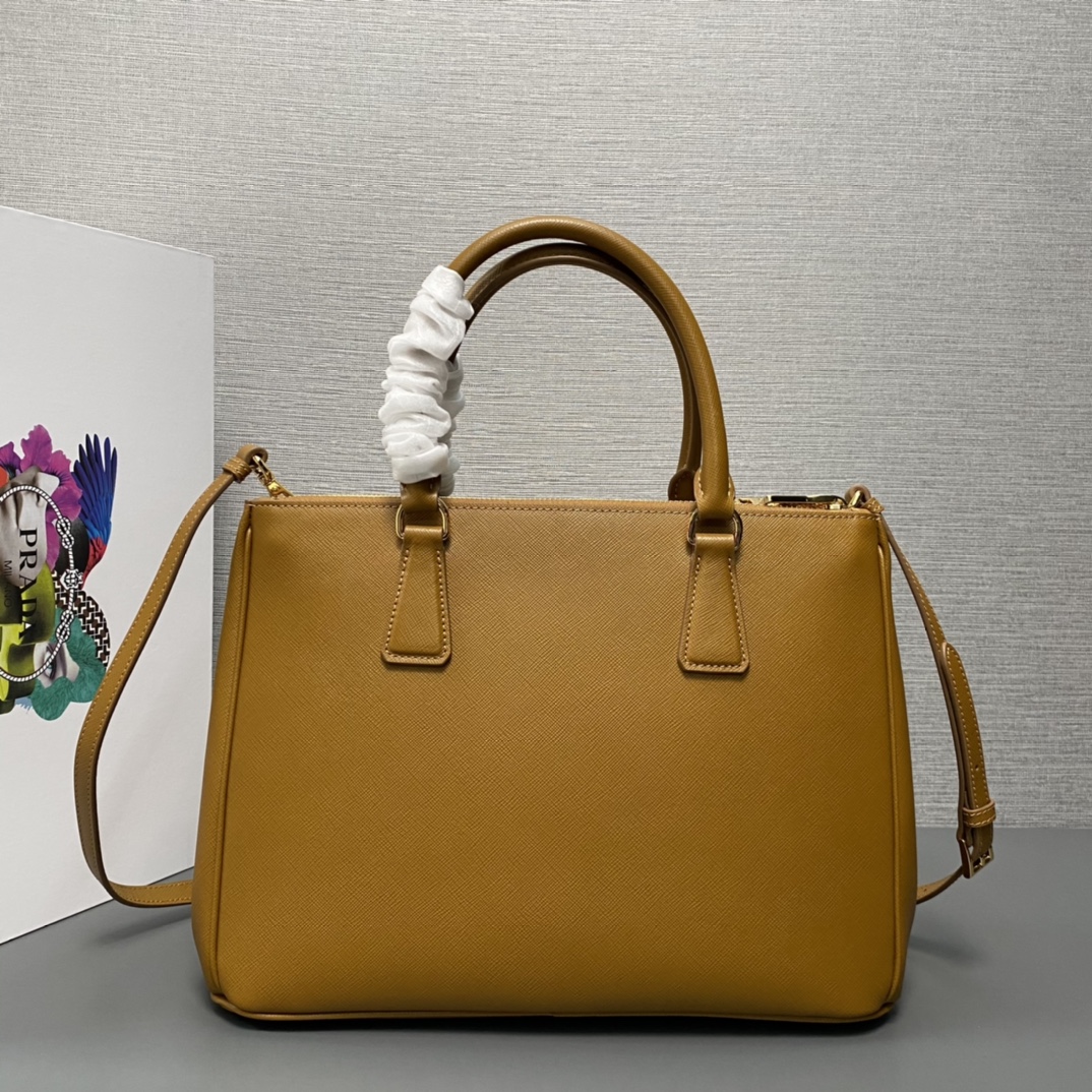 large Pra*a galleria saffiano leather bag