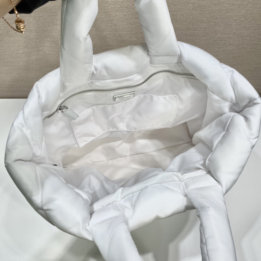 Pra*a black padded nappa tote bag