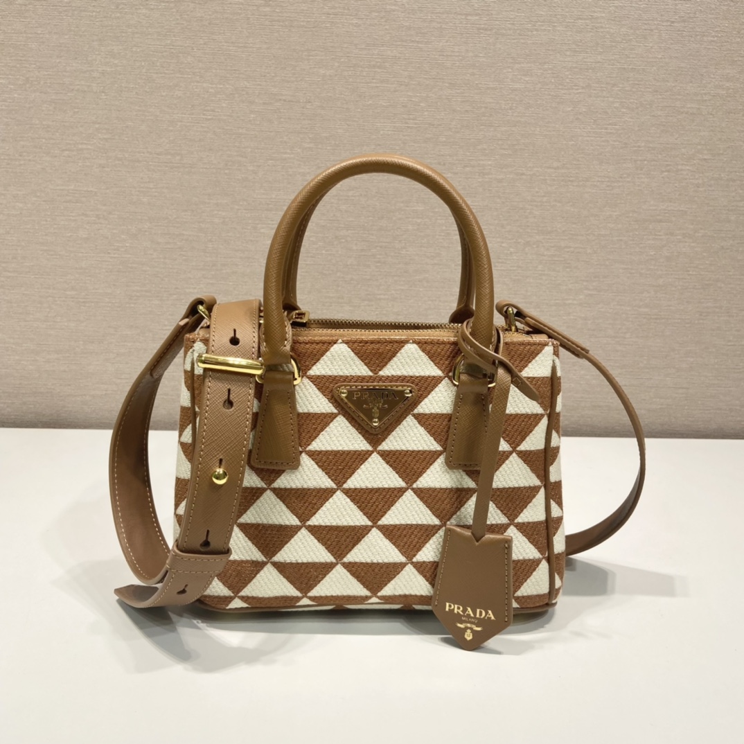 Pra*a galleria saffiano leather mini-bag