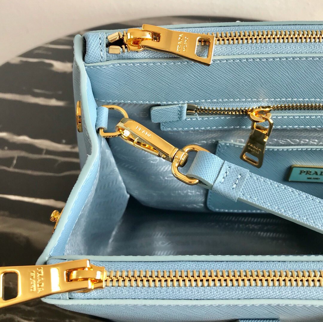 large Pra*a galleria saffiano leather bag