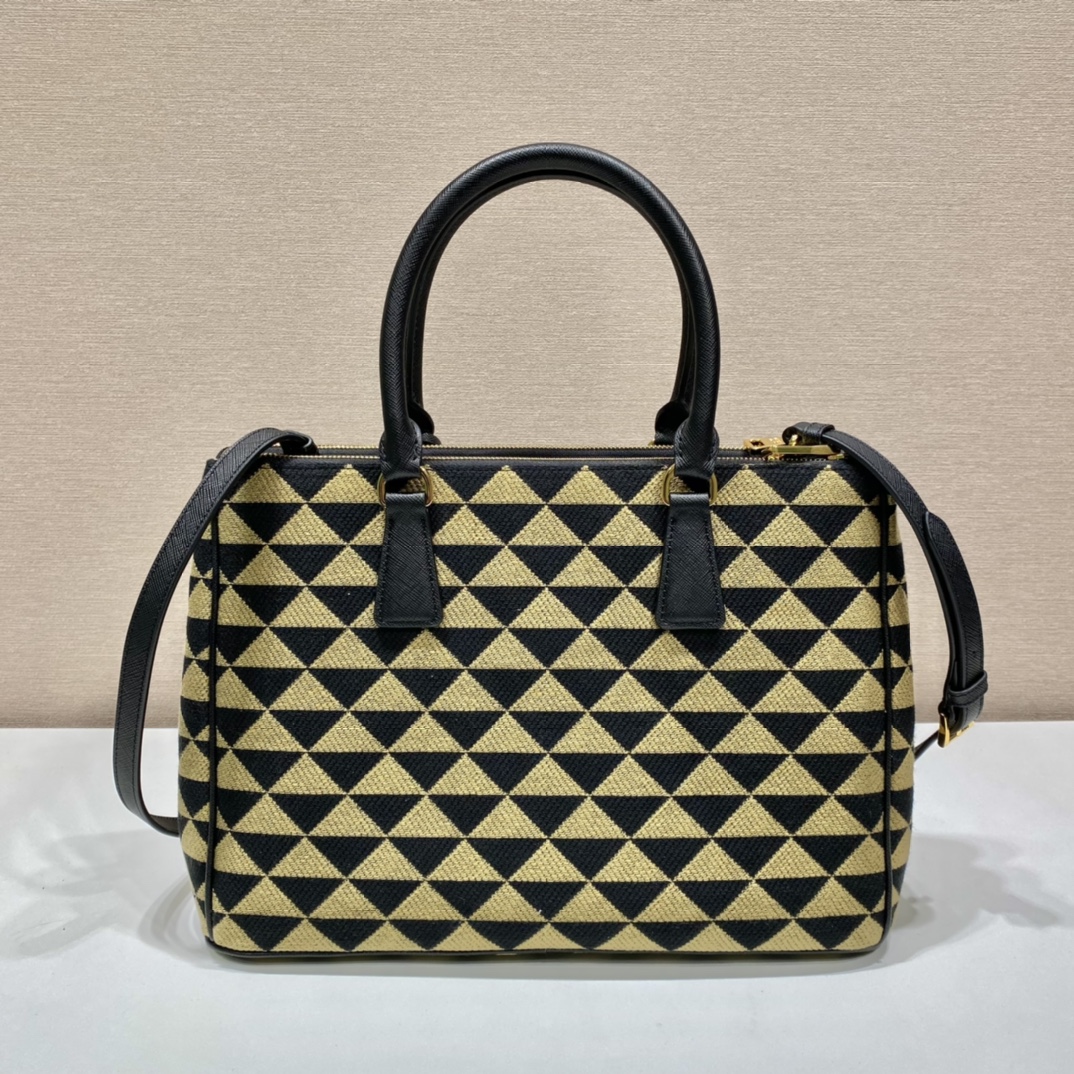large Pra*a galleria saffiano leather bag