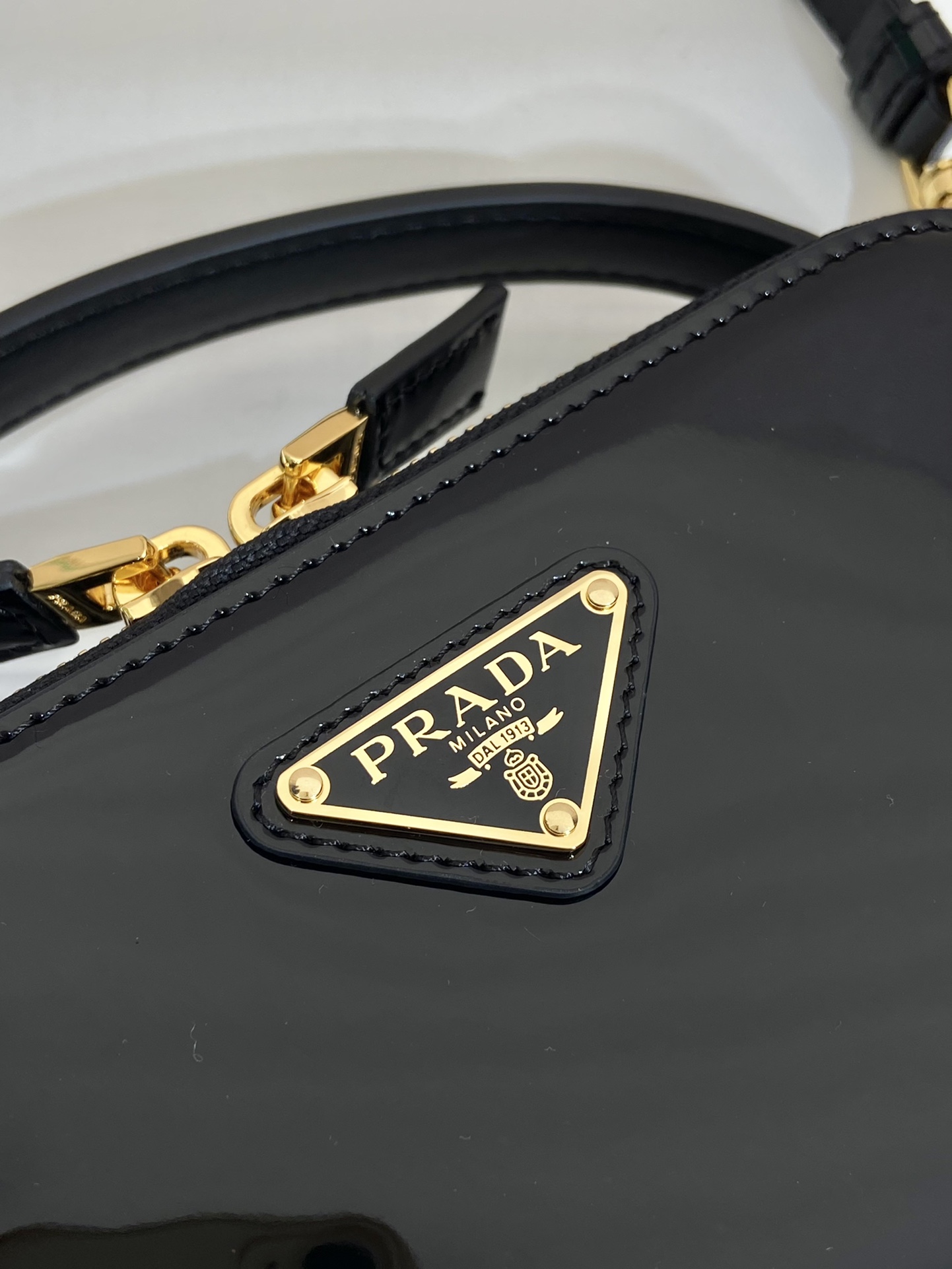 Pra*a odette patent leather mini-bag