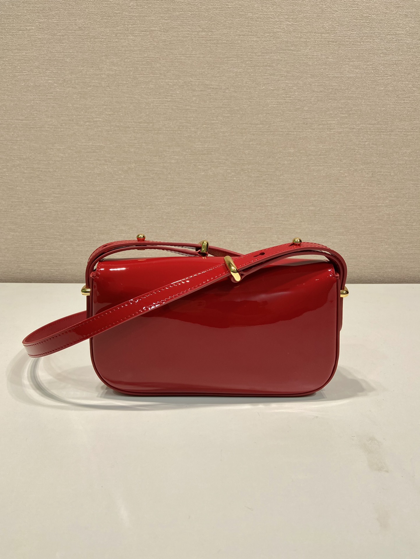 Pra*a leather shoulder bag
