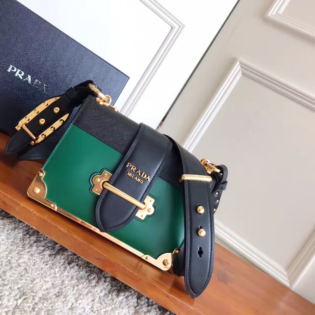 Pra*a cahier leather bag