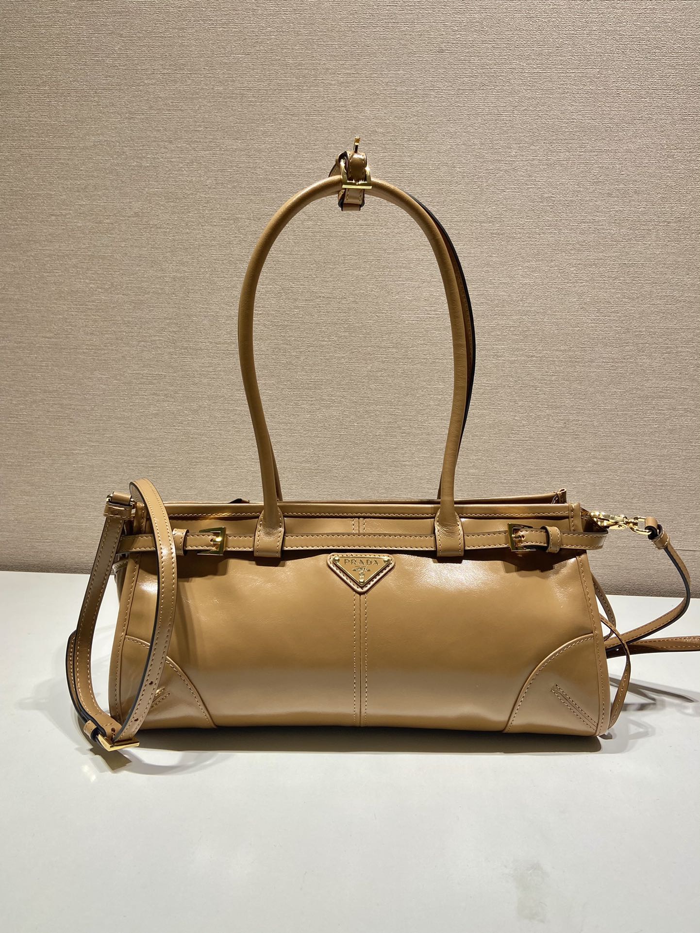 Pra*a lussolf medium leather handbag