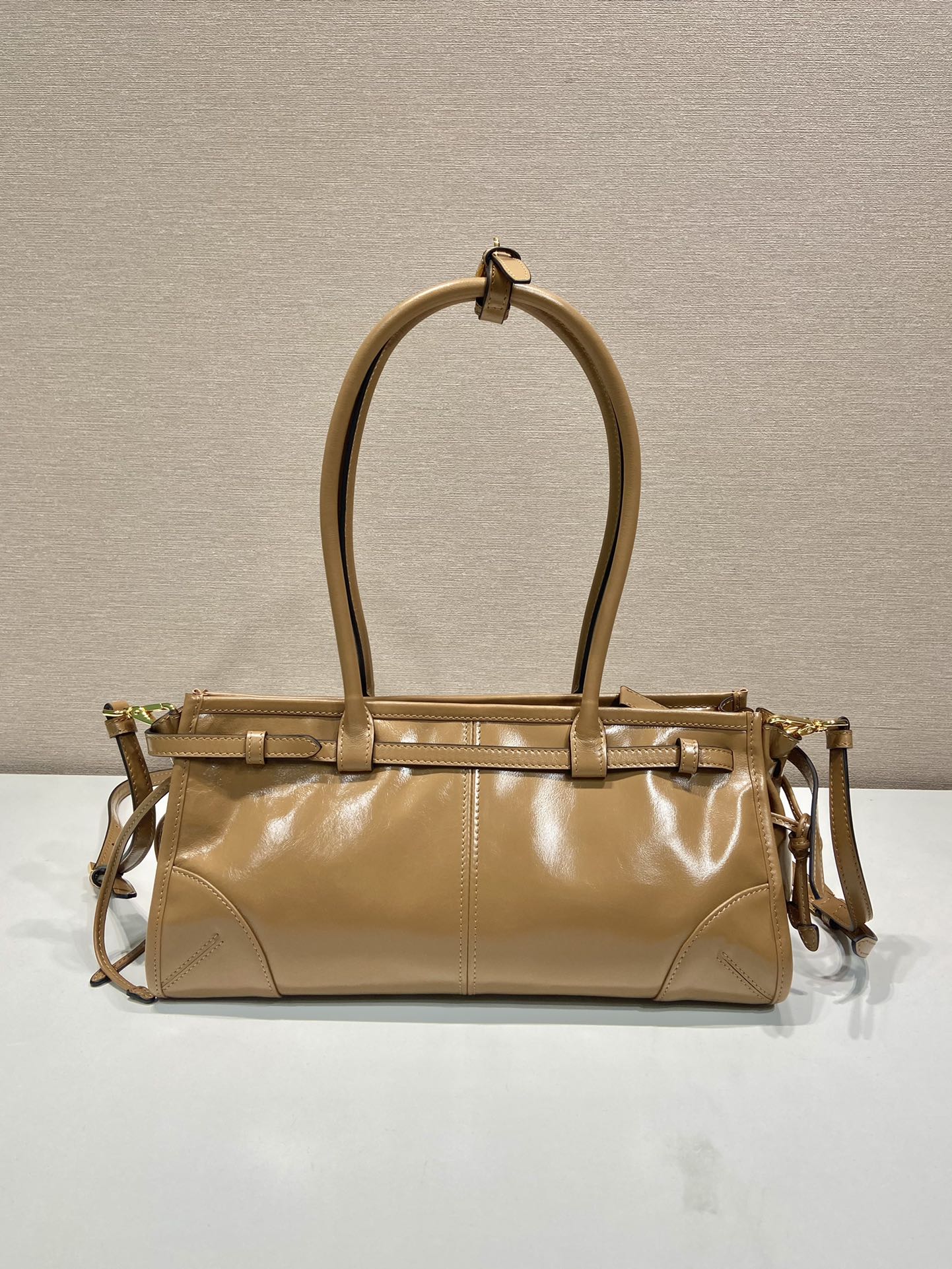 Pra*a lussolf medium leather handbag