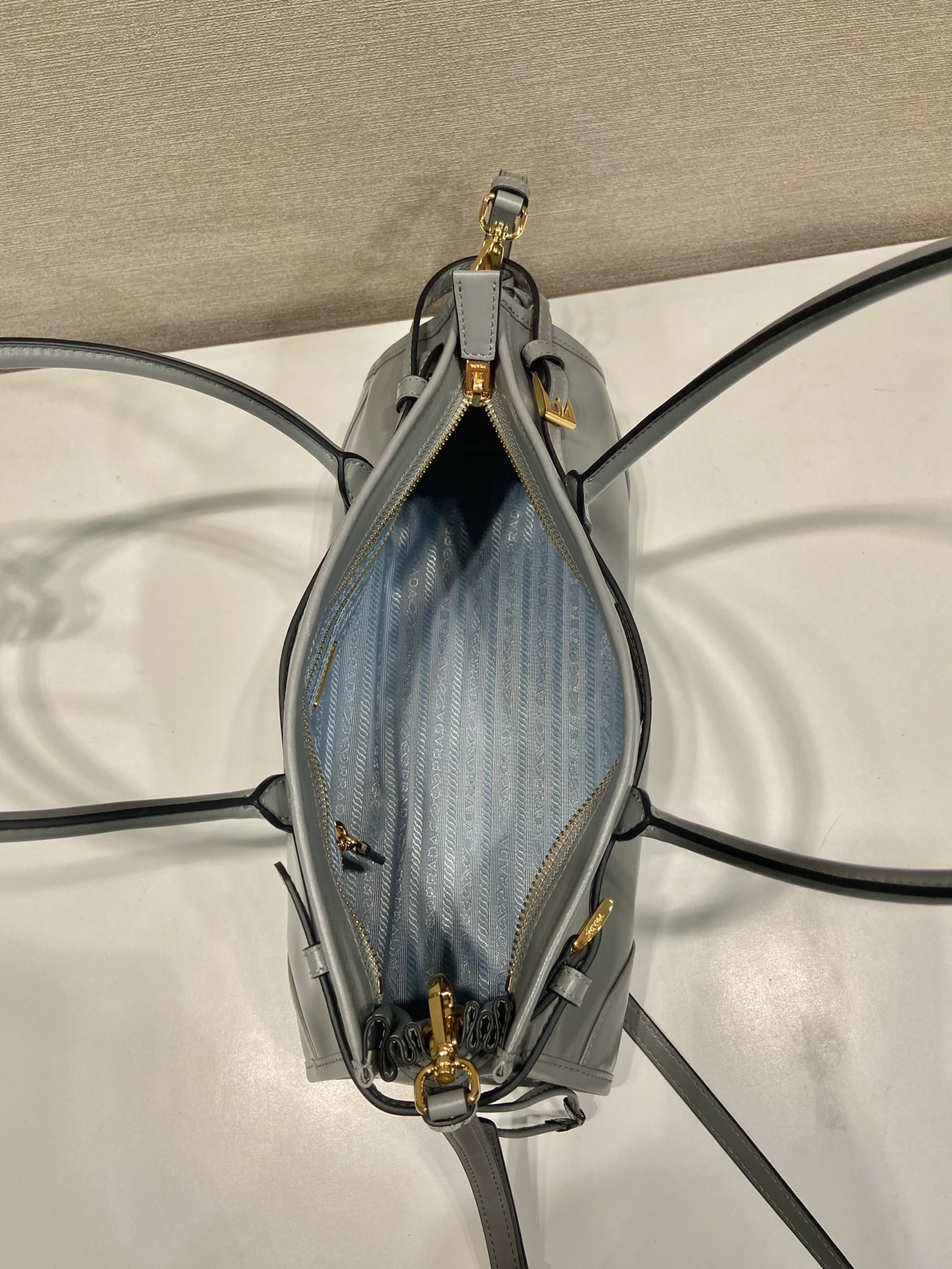 Pra*a lussolf medium leather handbag