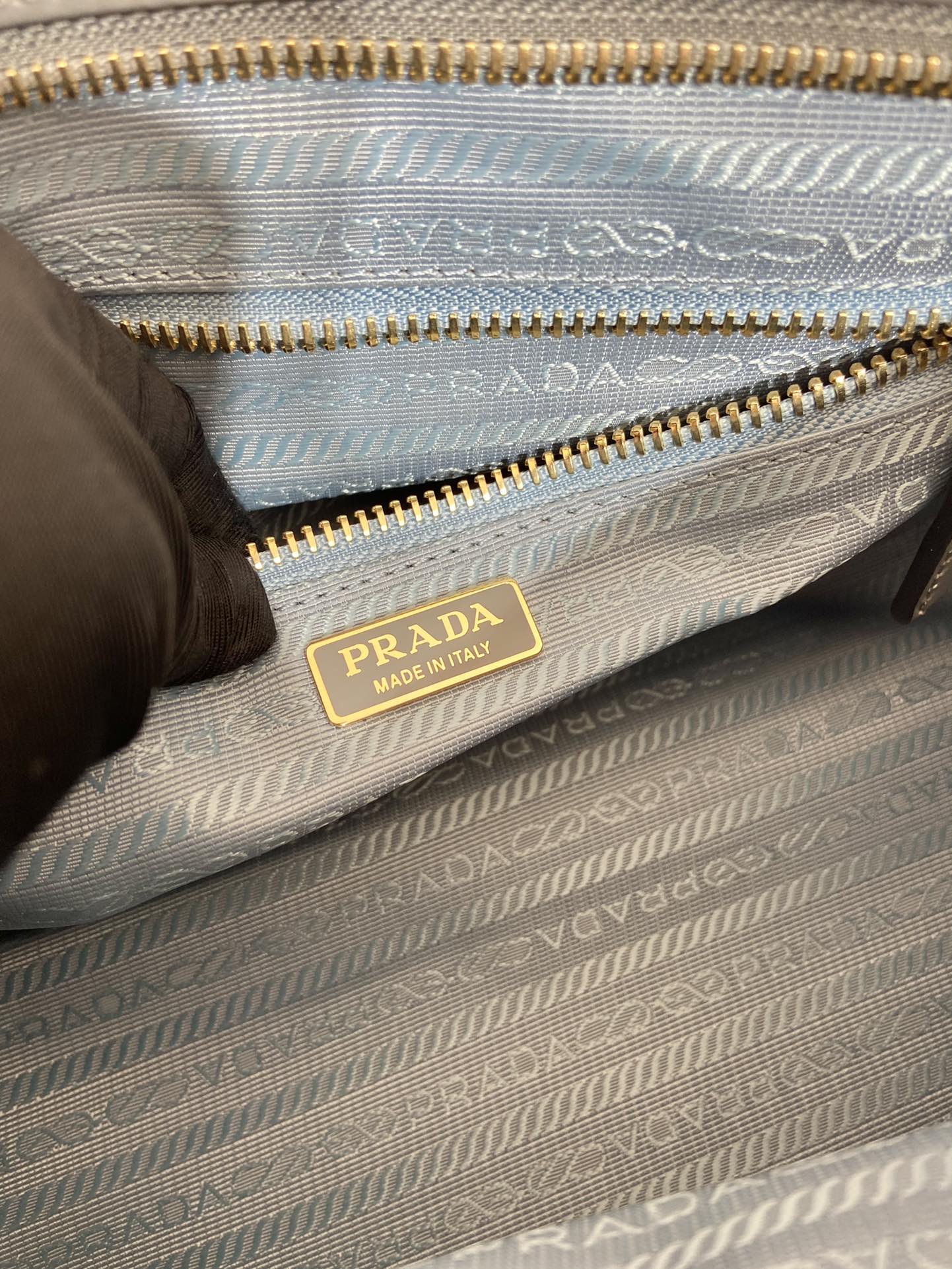 Pra*a lussolf medium leather handbag