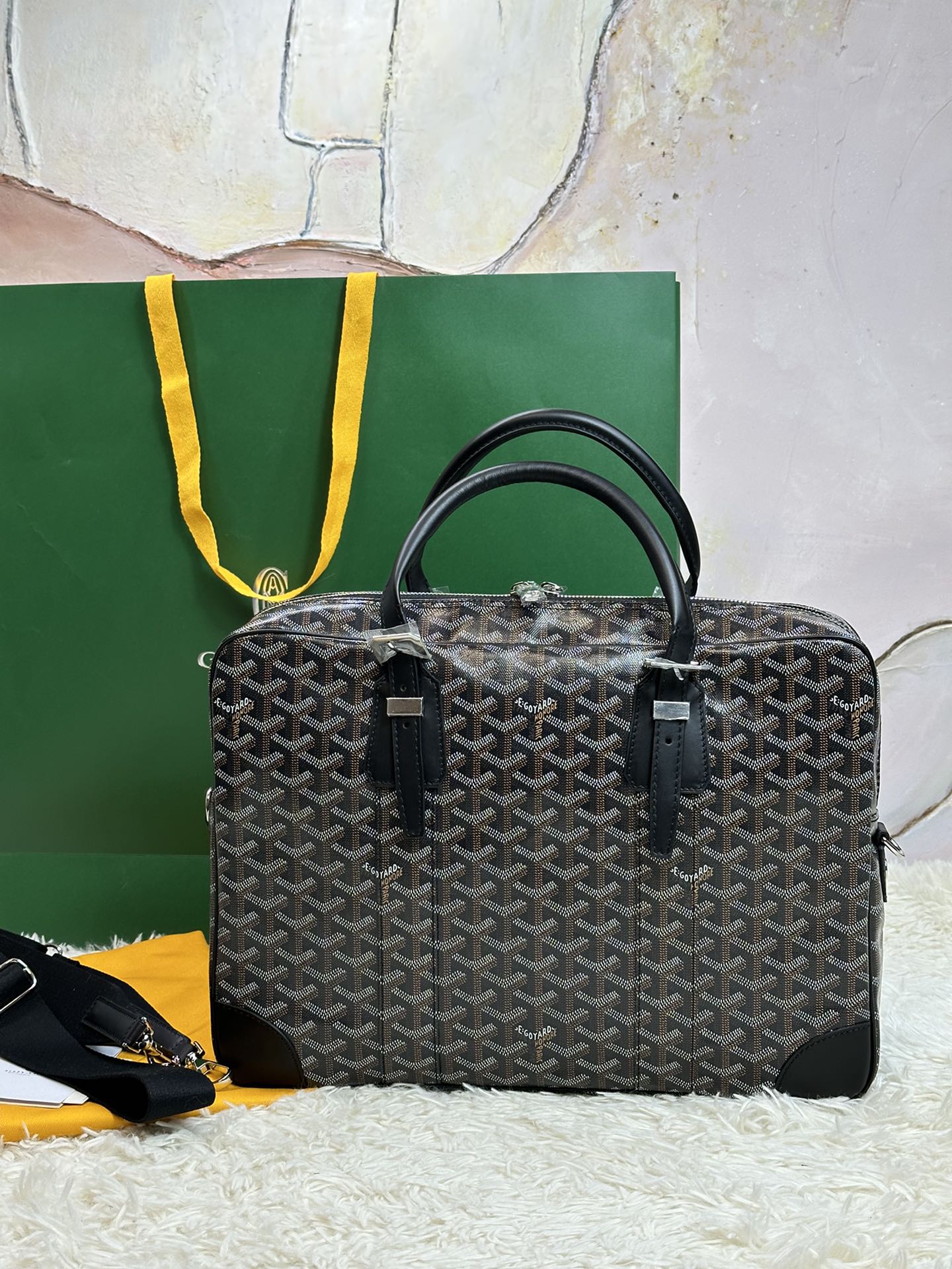Go*ard ambassade mm document case