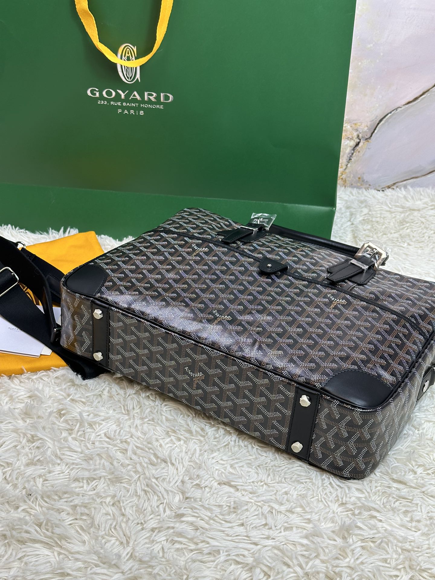 Go*ard ambassade mm document case