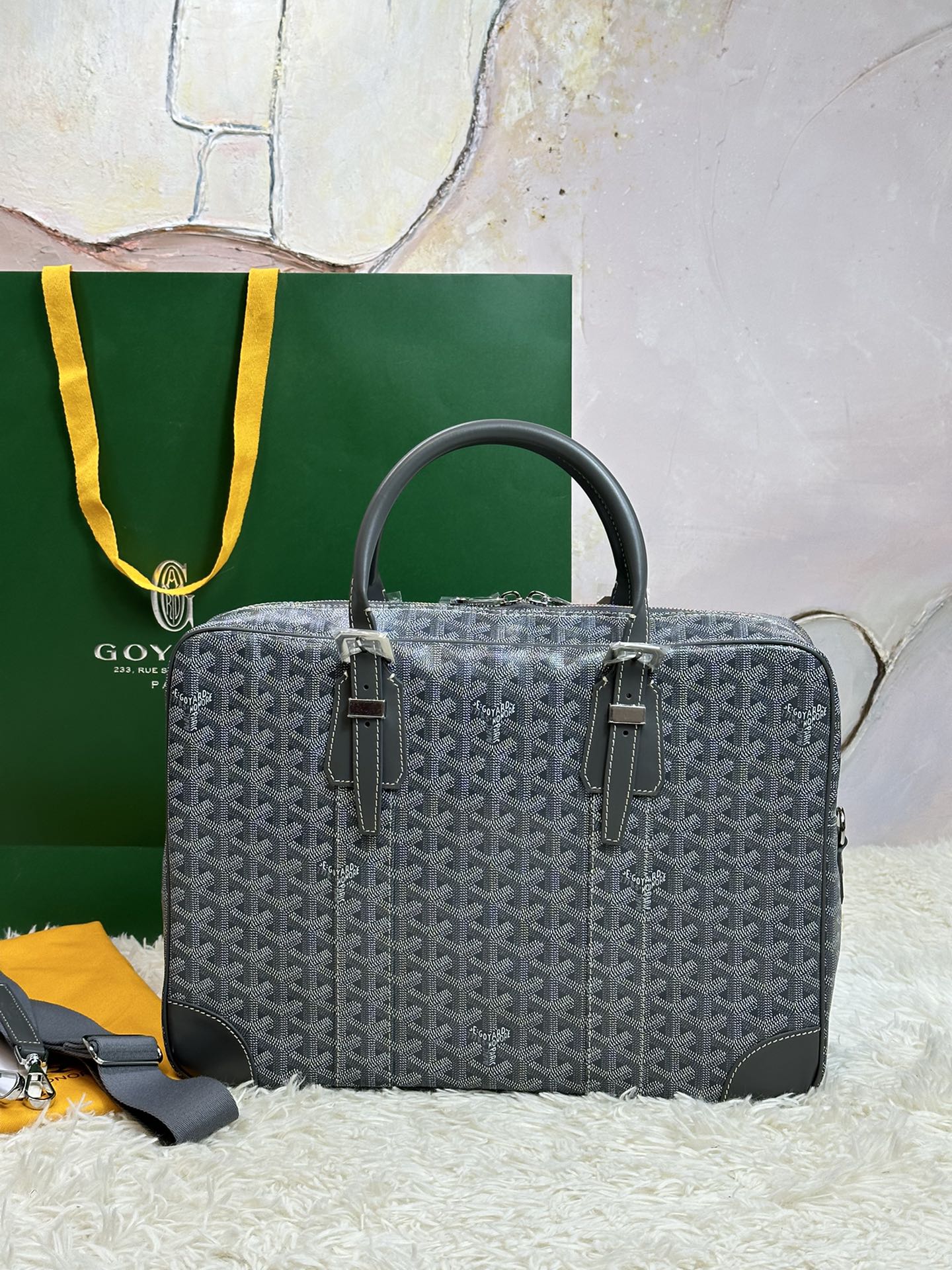 Go*ard ambassade mm document case