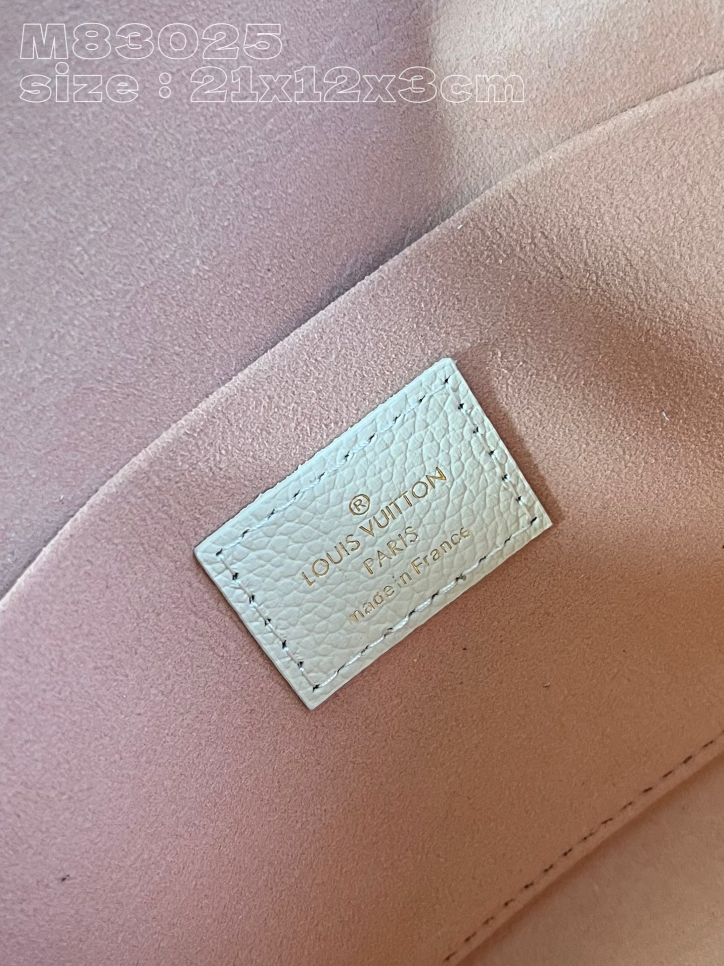 l**is V*t*n félicie pochette