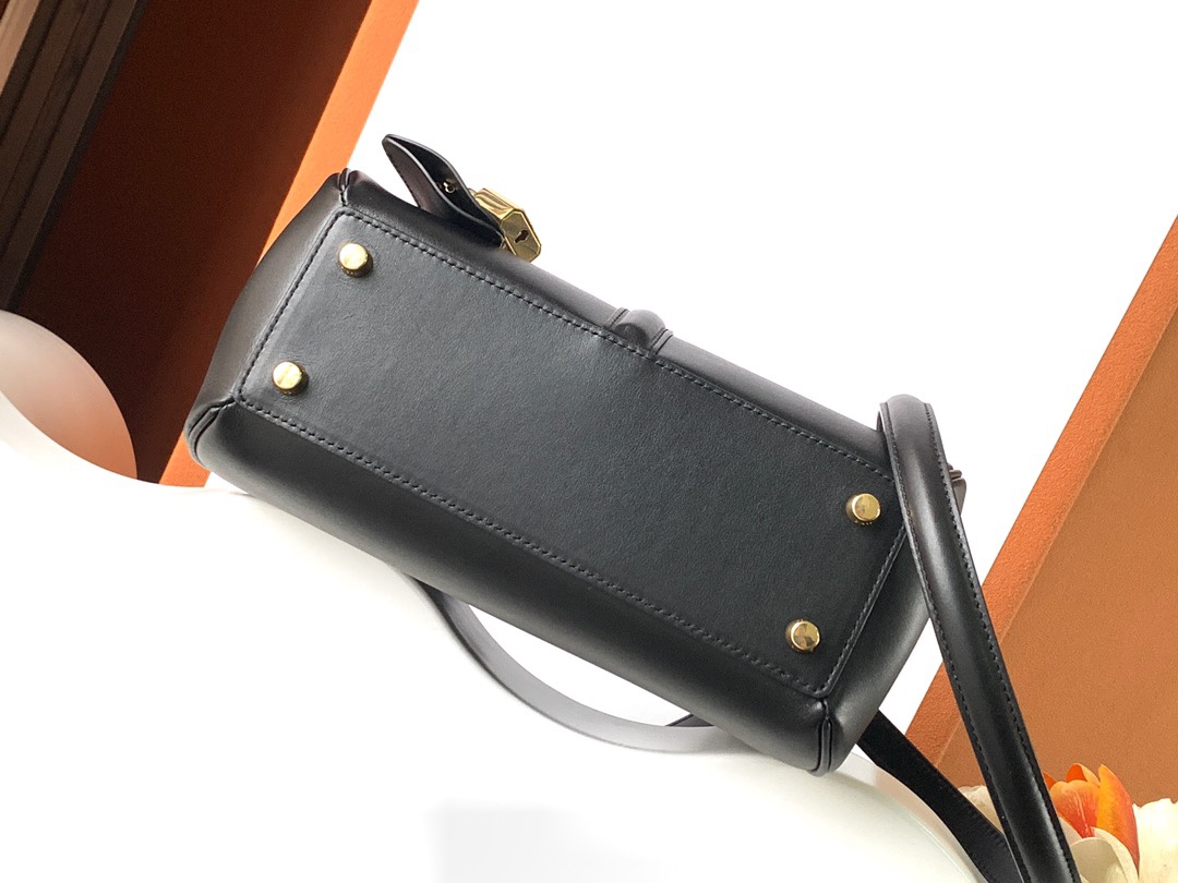 Ce**e small 16 bag in satinated calfskin black