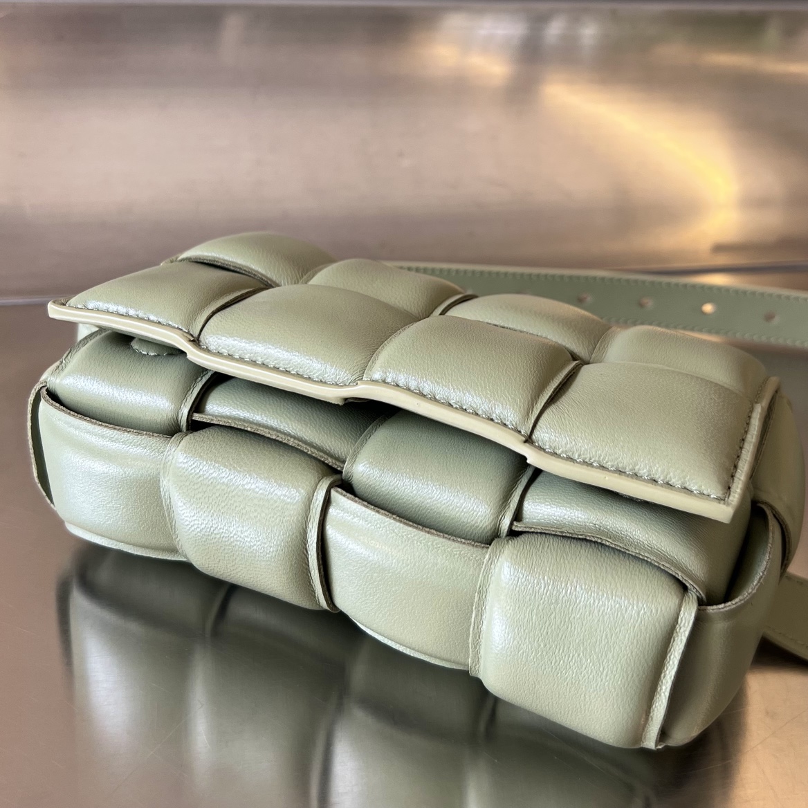 bottga Ve*ne*ta mini cassette bag
