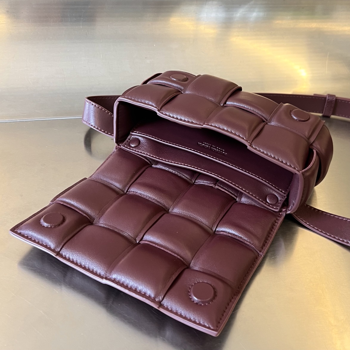 bottga Ve*ne*ta mini cassette bag
