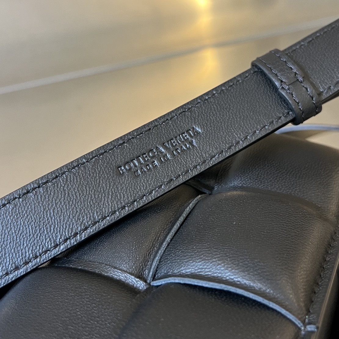 bottga Ve*ne*ta mini cassette bag