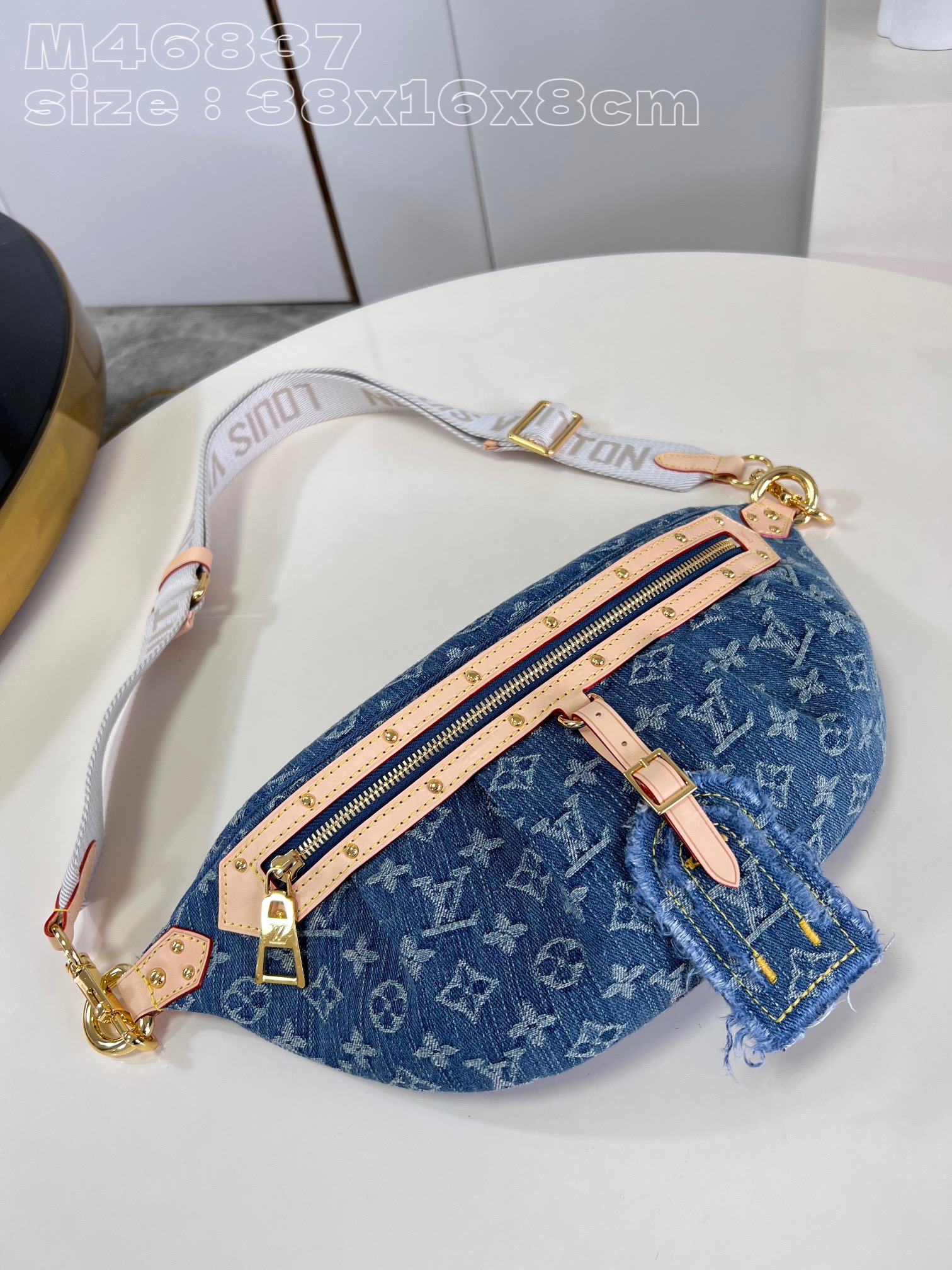 l**is V*t*n high rise monogram denim