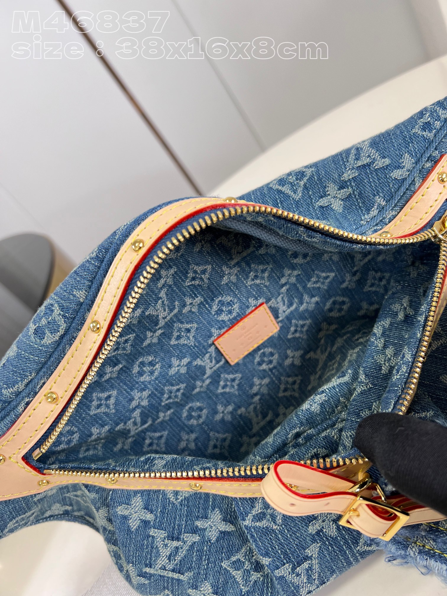 l**is V*t*n high rise monogram denim