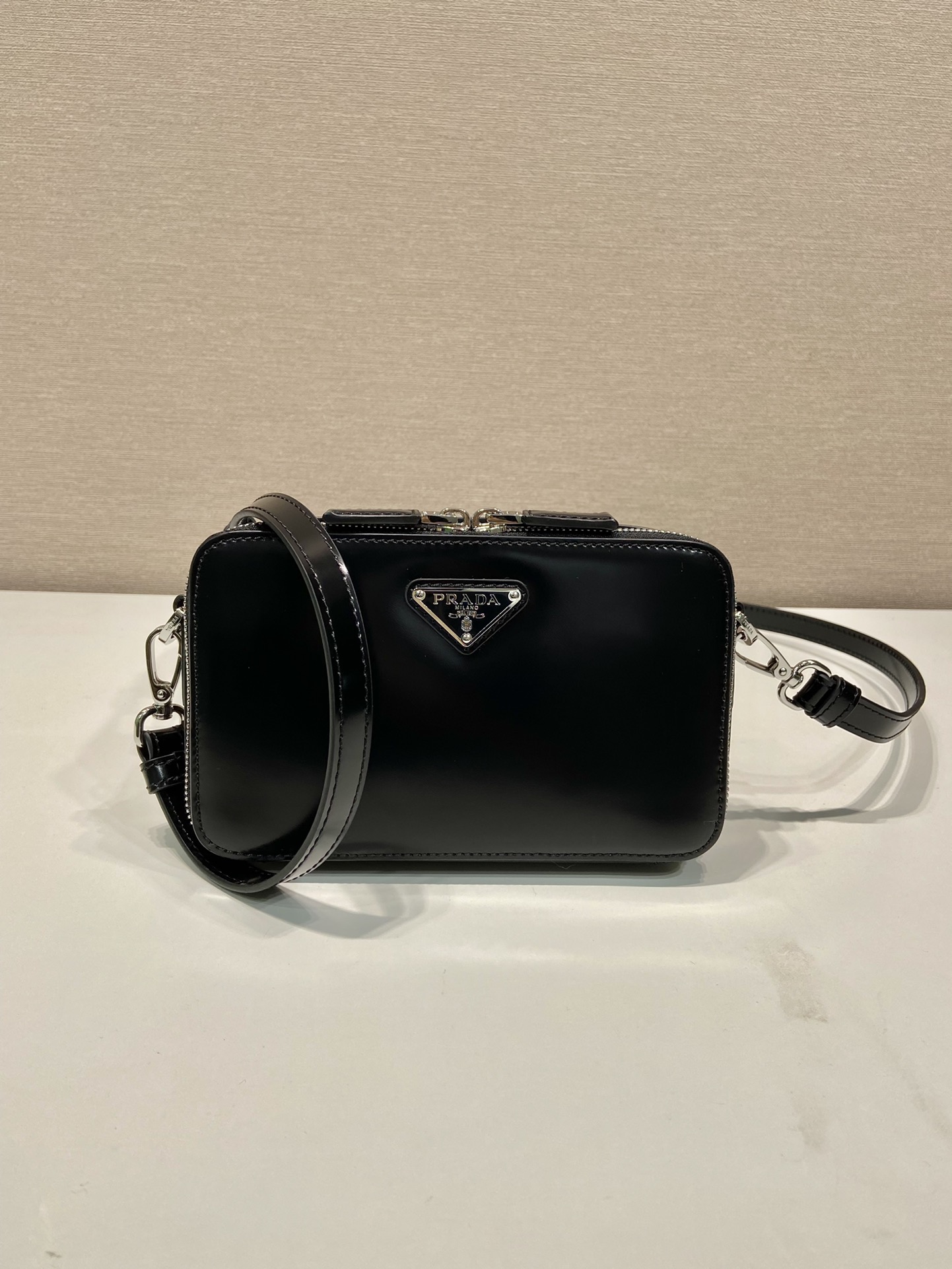 Pra*a brique saffiano leather bag