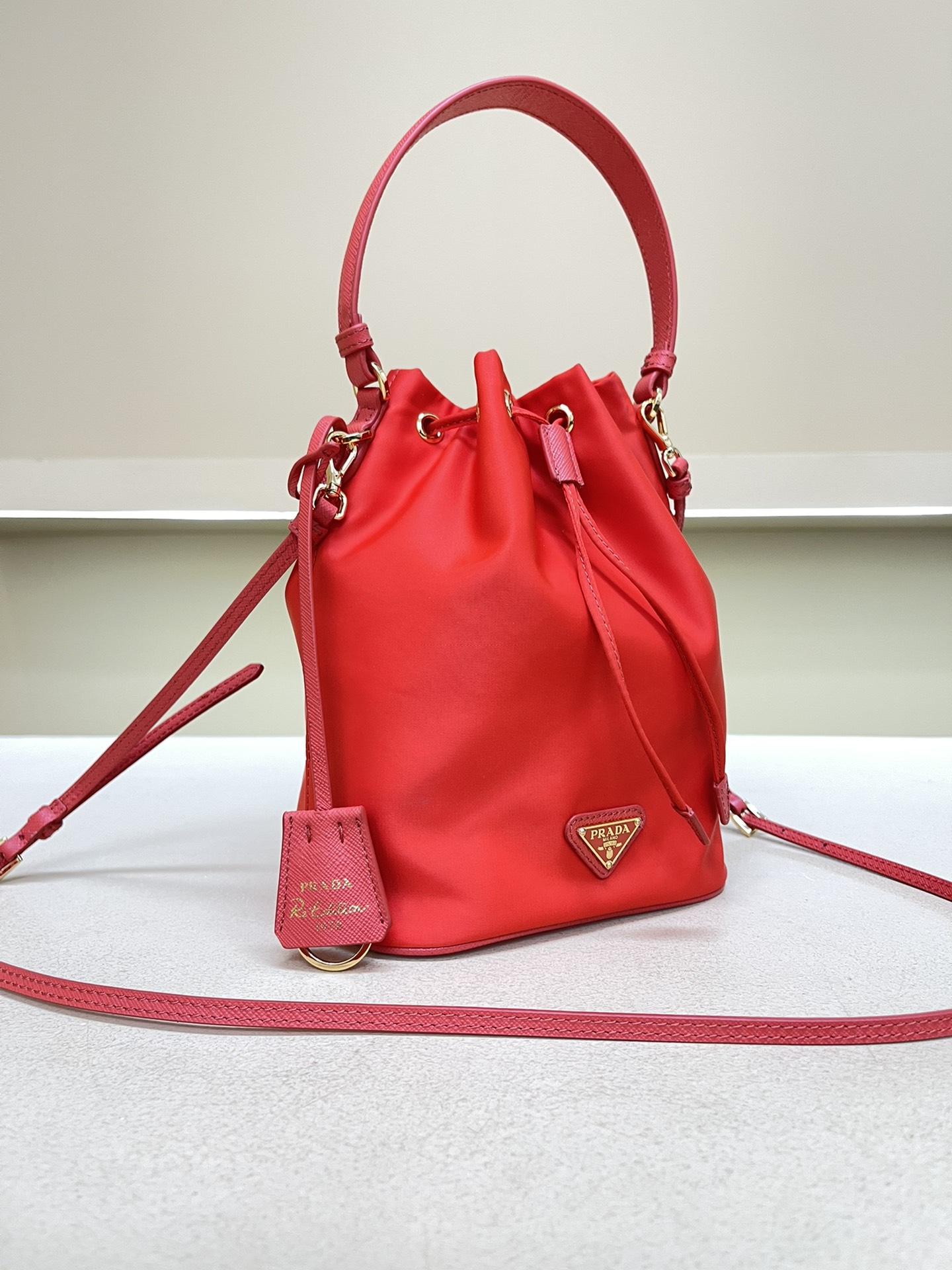 Pra*a re-edition 1978 re-nylon bag