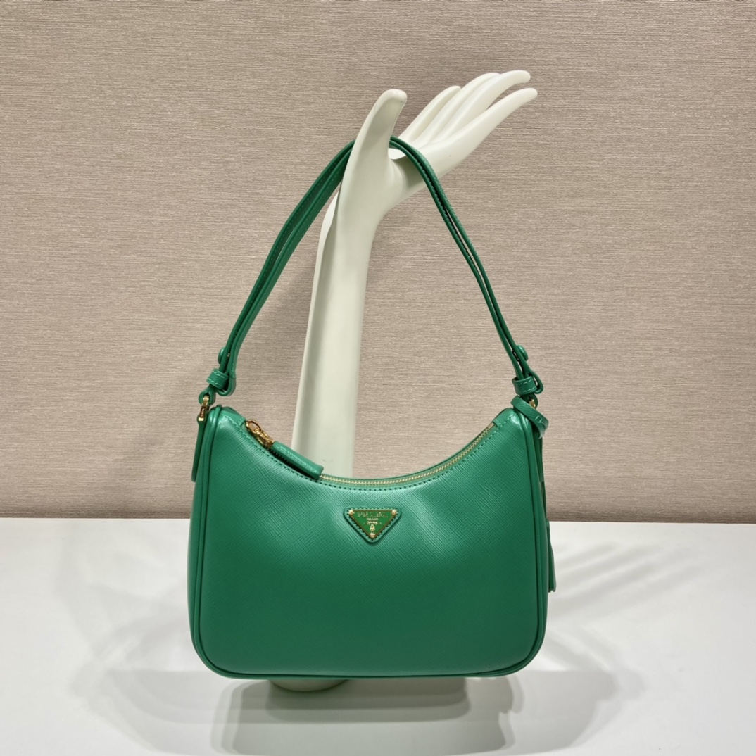 Pra*a hobo bag