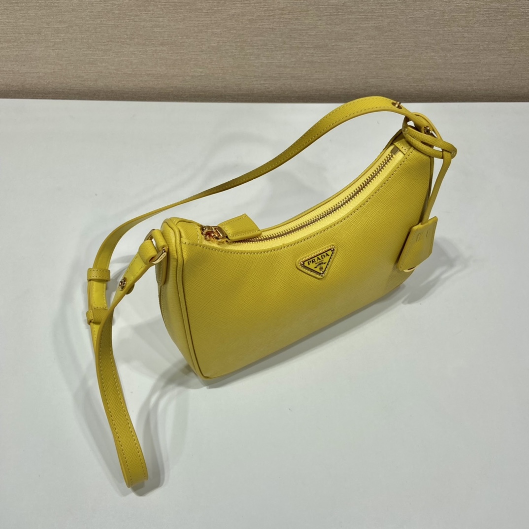 Pra*a hobo bag