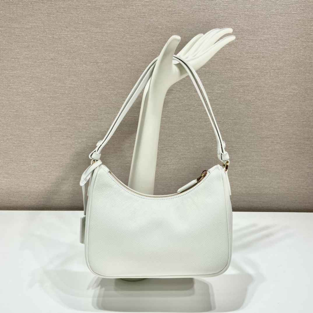 Pra*a hobo bag