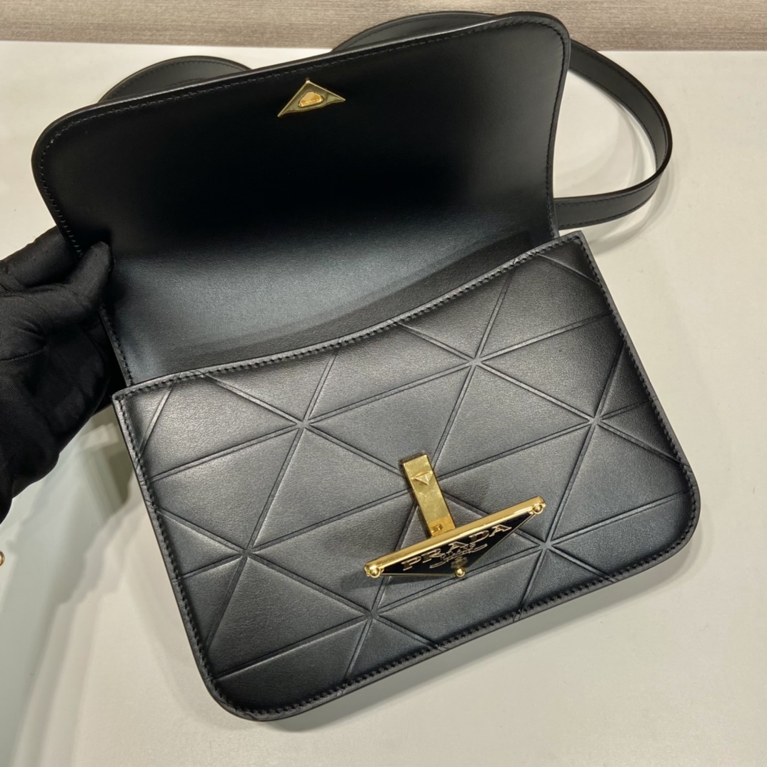 Pra*a saffiano leather shoulder bag