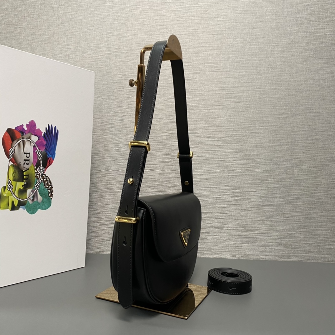 Pra*a arqué leather shoulder bag moon bag