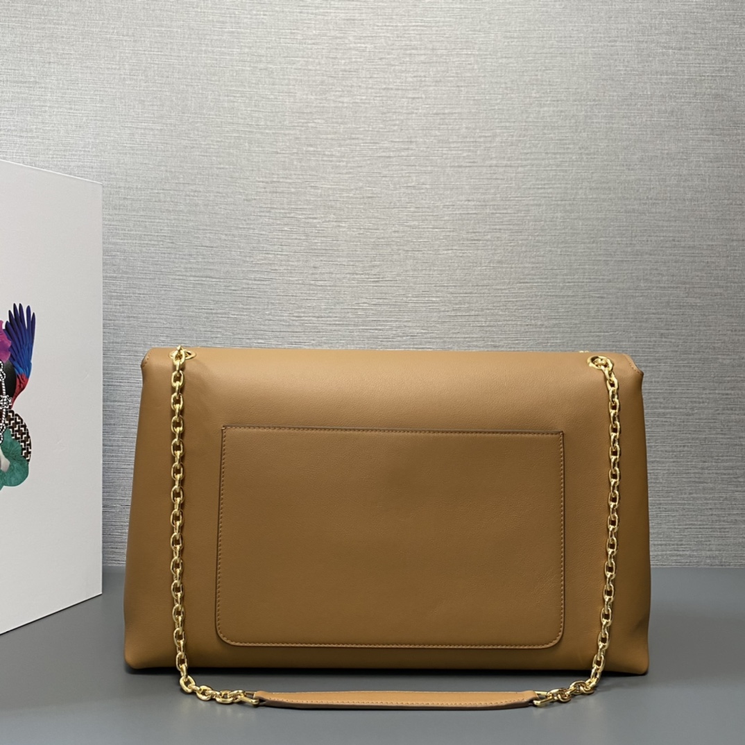 Pra*a large leather shoulder bag