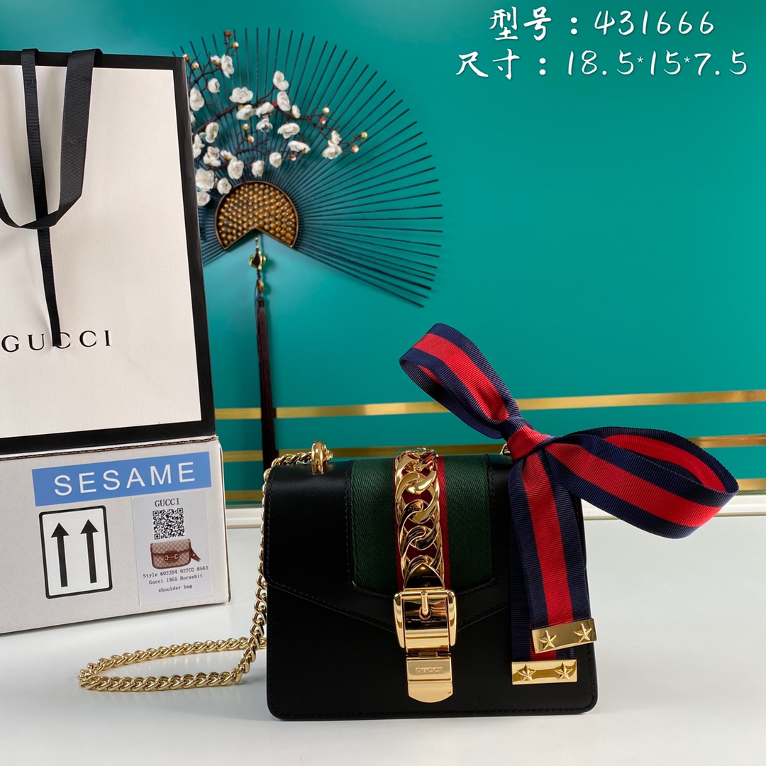 G*u*i leather sylvie mini chain bag